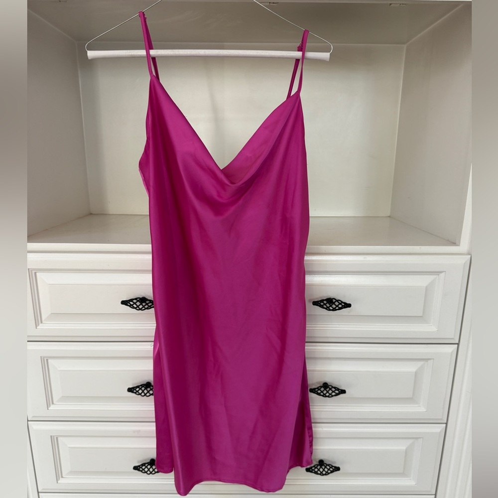 Sans Souci Fuchsia Satin Chemise